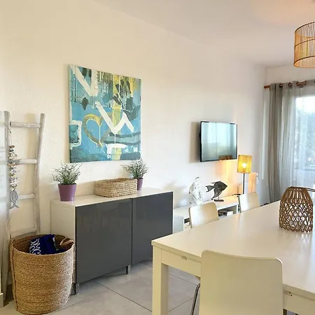 Renove En Front De Mer, 3 Pieces, Terrasse, Parking, Equipe, Ideal Familles, 6 Pers. - Fr-1-251-281 Apartman