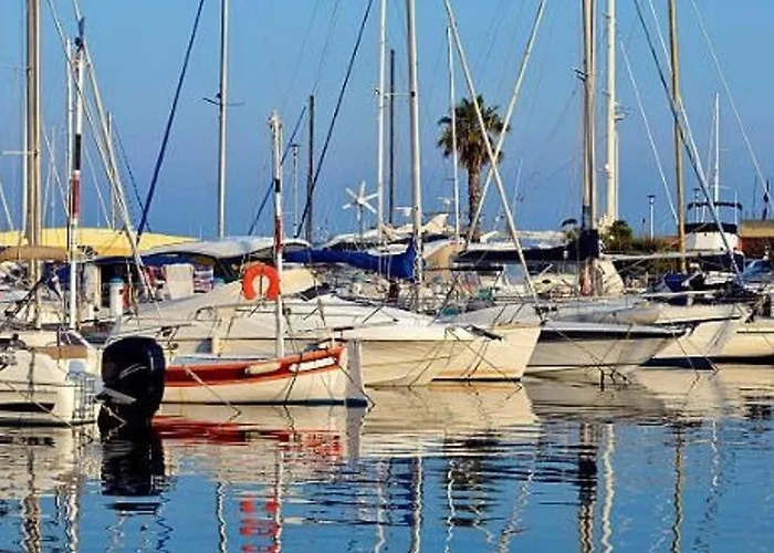 Renove En Front De Mer, 3 Pieces, Terrasse, Parking, Equipe, Ideal Familles, 6 Pers. - Fr-1-251-281 Ле-Лаванду