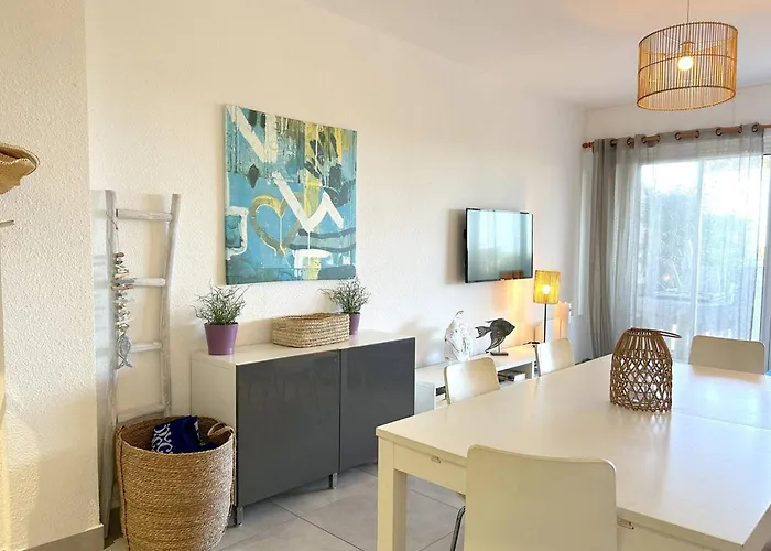 Renove En Front De Mer, 3 Pieces, Terrasse, Parking, Equipe, Ideal Familles, 6 Pers. - Fr-1-251-281 Daire